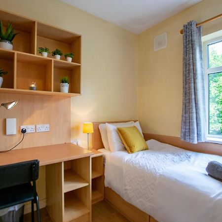 126 - Gort Na Coiribe 4 Bedroom Duplex, By Shortstays Galway Ngoại thất bức ảnh
