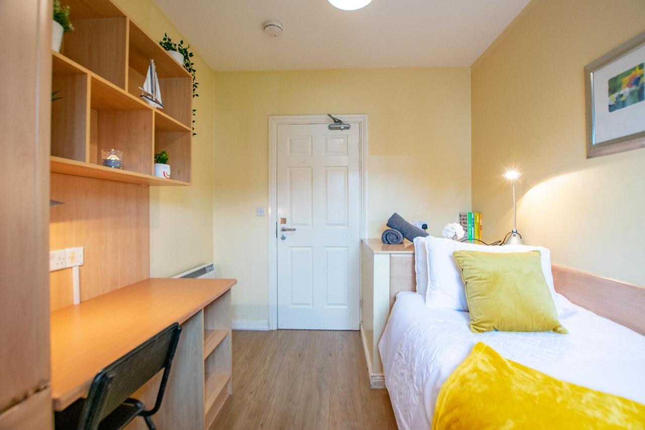 126 - Gort Na Coiribe 4 Bedroom Duplex, By Shortstays Galway Ngoại thất bức ảnh