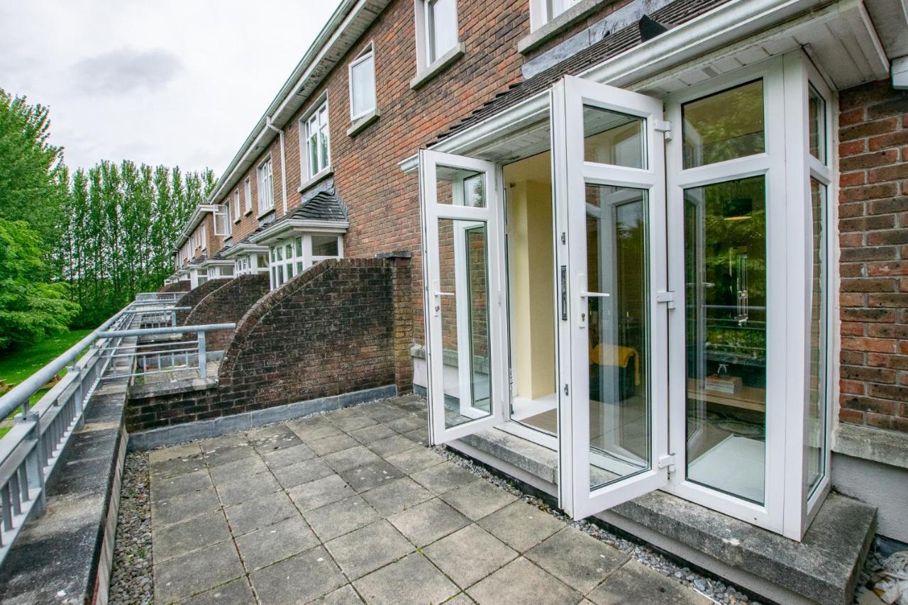 126 - Gort Na Coiribe 4 Bedroom Duplex, By Shortstays Galway Ngoại thất bức ảnh