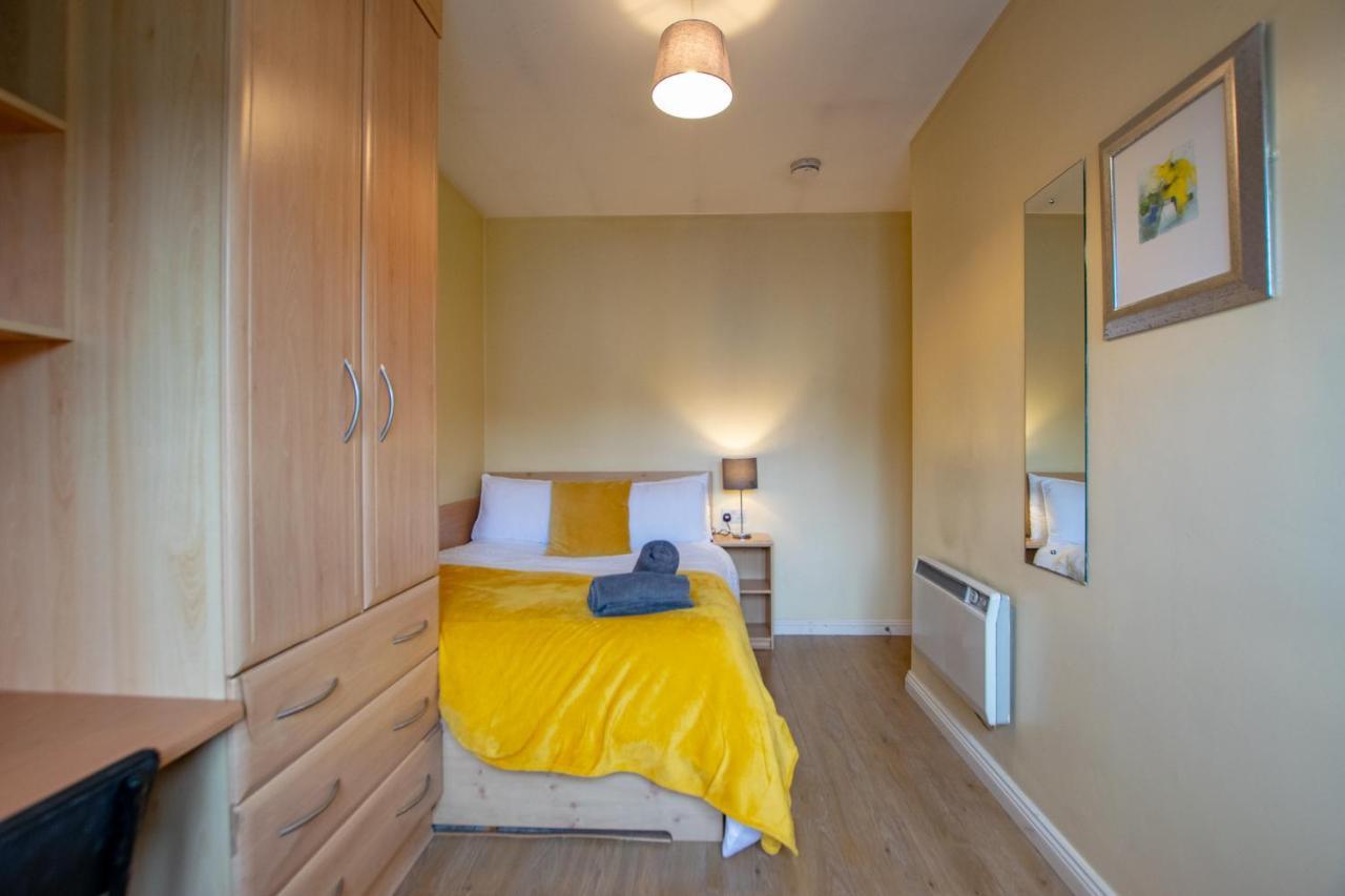 126 - Gort Na Coiribe 4 Bedroom Duplex, By Shortstays Galway Ngoại thất bức ảnh
